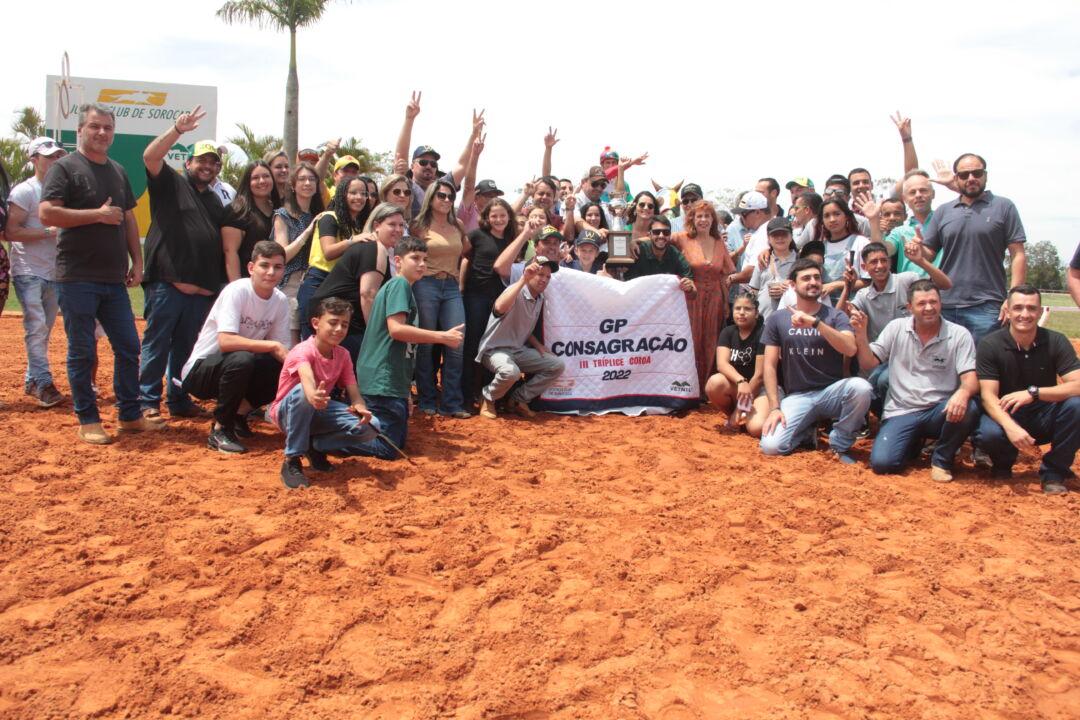 Miss Isao JQM se consagra como Tríplice Coroada na Corrida